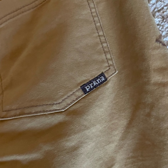 Prana Men’s Mustard Orange Large Hiking Pants - Picture 6 of 8